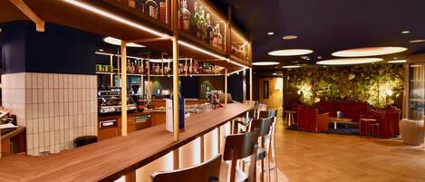 酒吧(店内)