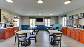 Free daily self-service breakfast