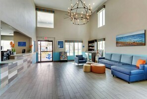 Lobby - Captains Quarters Inn Port Aransas TX (Port Aransas)