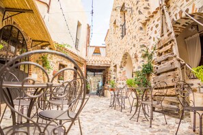 Junior Suite, Patio, Ground Floor | Courtyard view