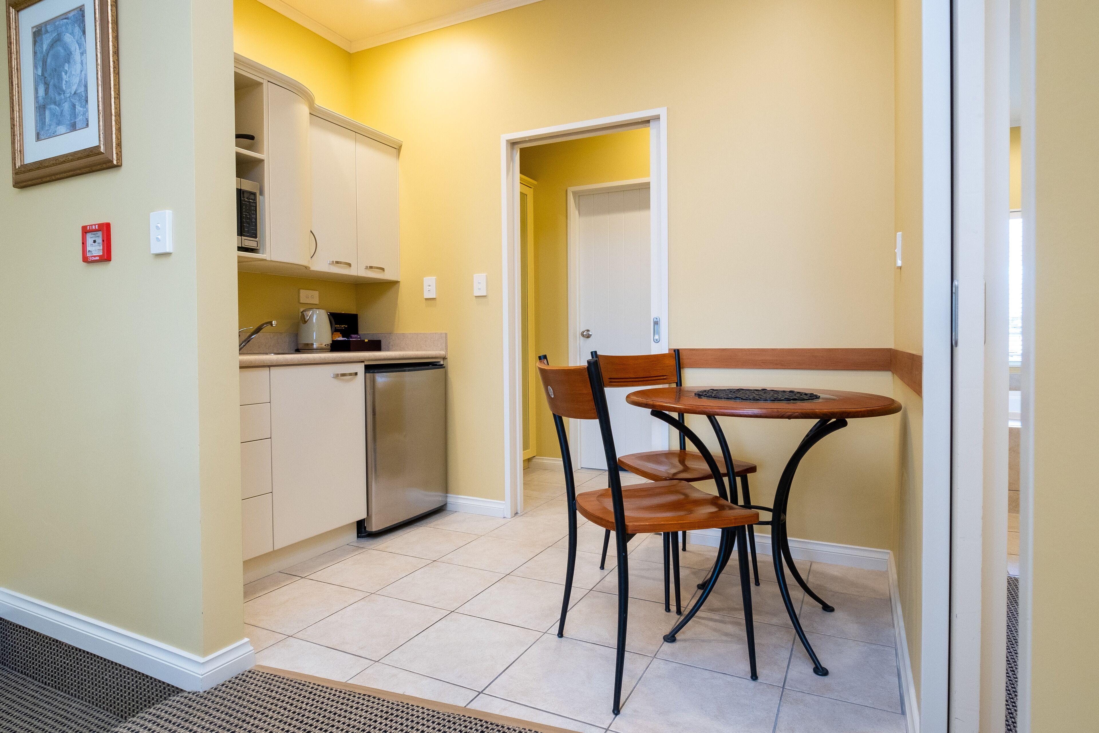 Appartement (Penthouse) | Coin cuisine privé | Réfrigérateur, micro-ondes, plaque de cuisson, cafetière/bouilloire