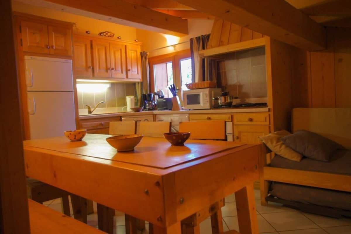 apartment, 1 bedroom (for 4 people) | living area | flat-screen tv