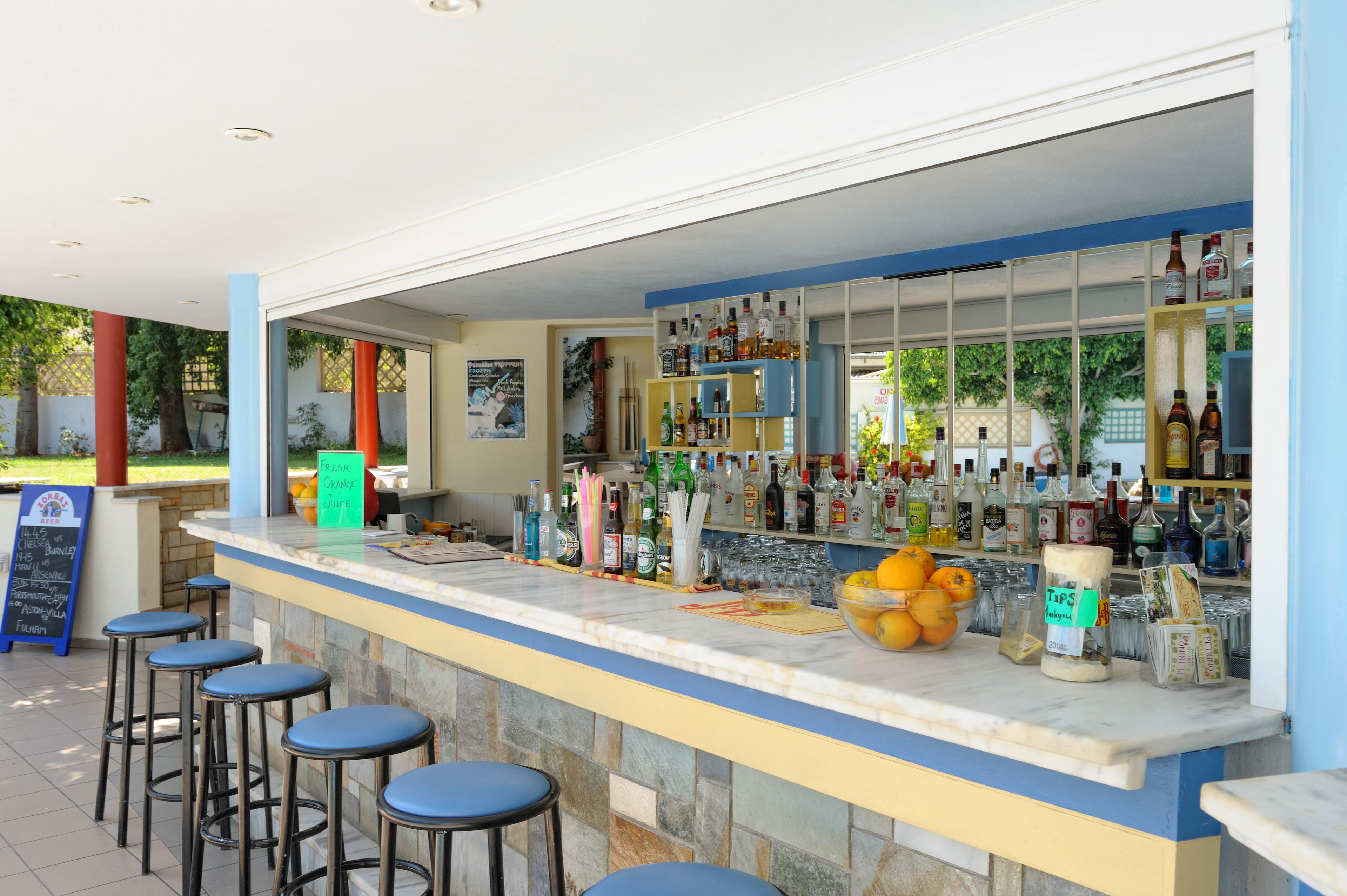 Foto - Melissa Apartments, Studios & Suites