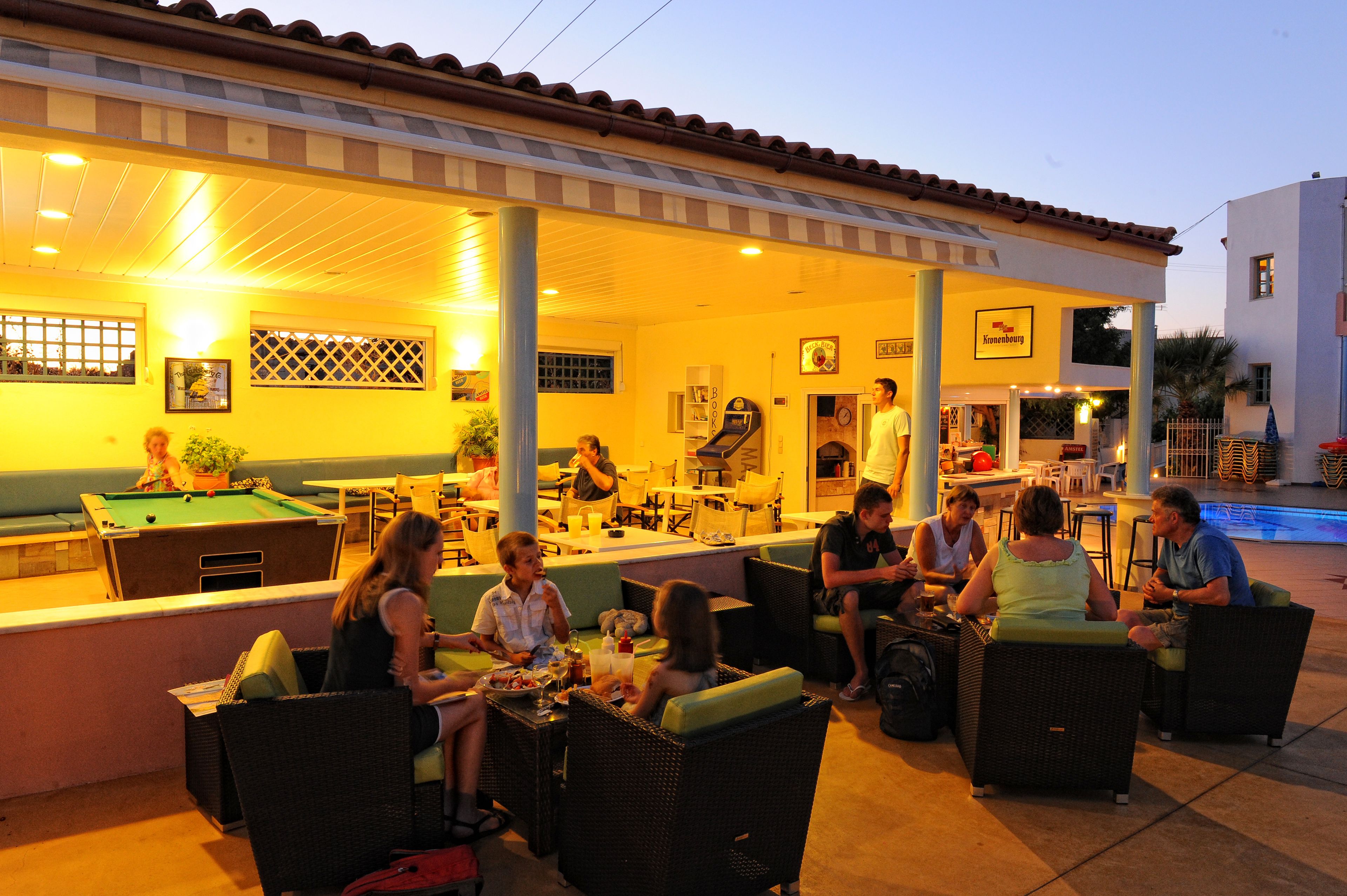 Photo - Melissa Apartments, Studios & Suites