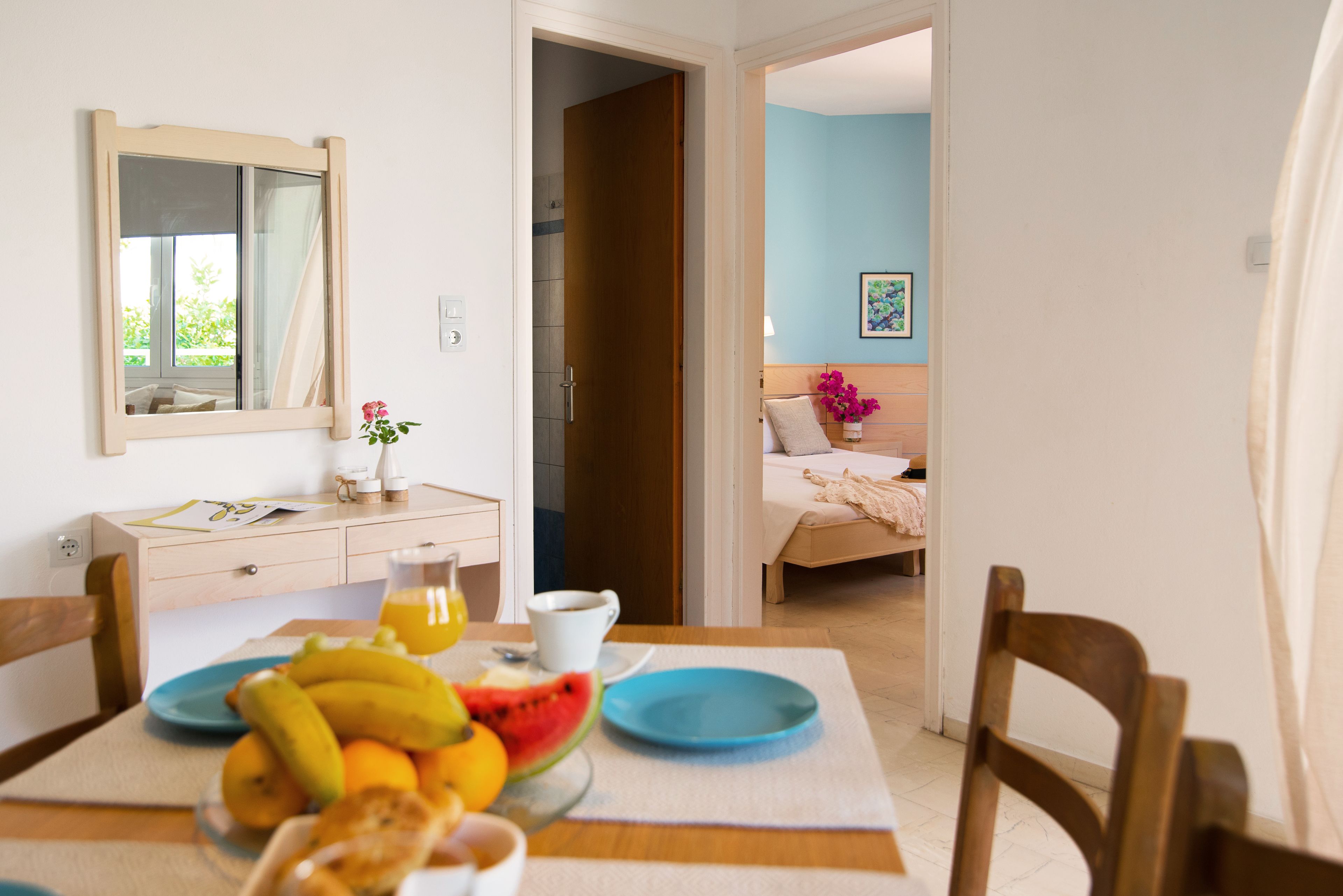 Photo - Melissa Apartments, Studios & Suites