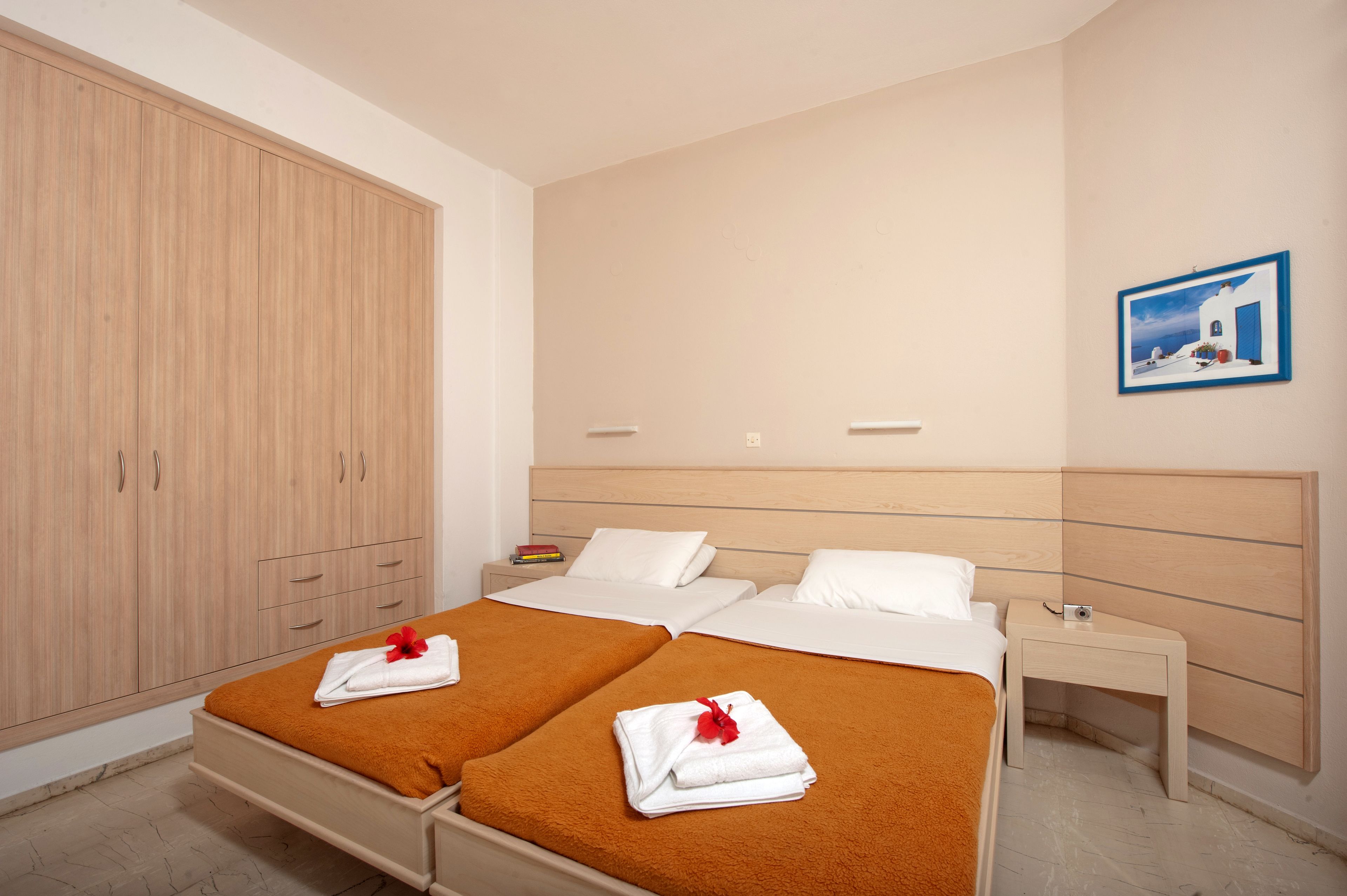 Photo - Melissa Apartments, Studios & Suites