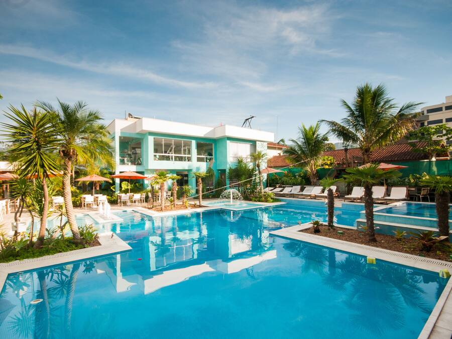 Außenpool, Liegestühle