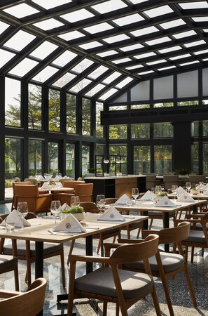 Outdoor banquet area - The Westin Pazhou (Guangzhou)