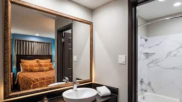 Free toiletries, towels