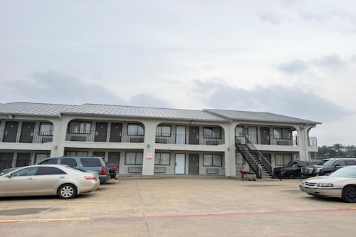 Delux Inn Mesquite Near I-30 Dallas