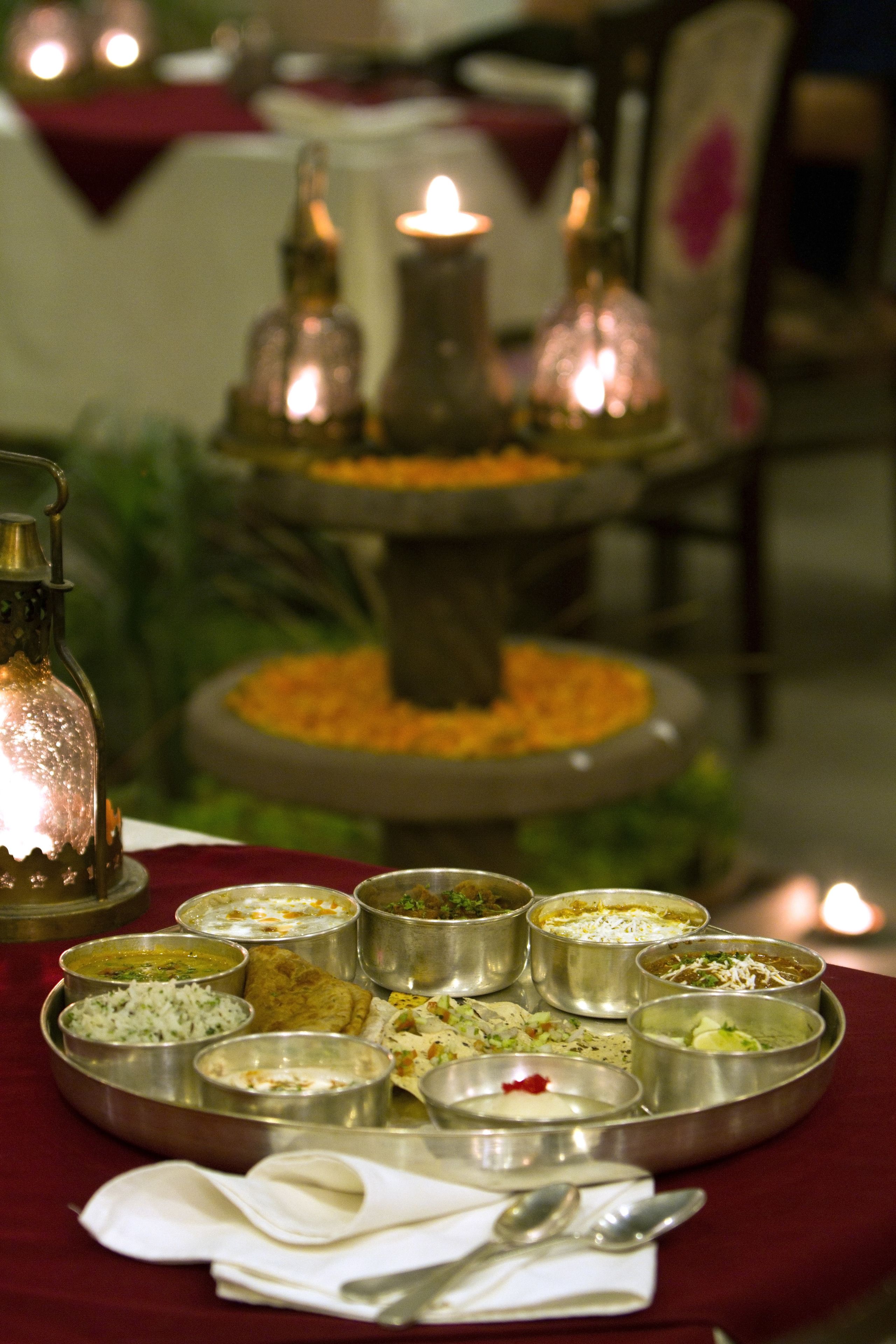 breakfast, lunch and dinner served