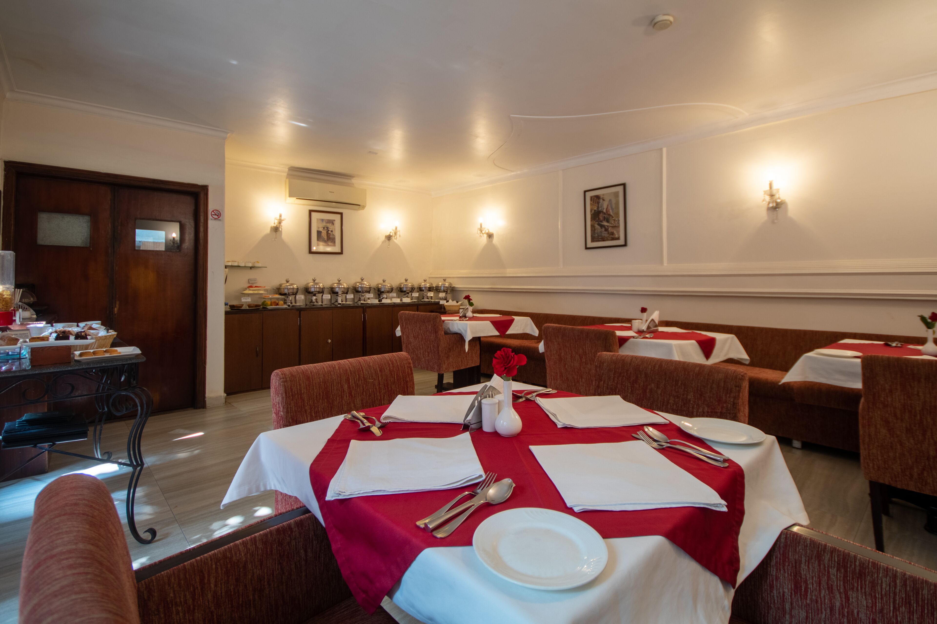 breakfast, lunch and dinner served