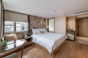Business Room, 1 King Bed | Room amenity - Guangzhou City Join Hotel Shipai Qiao Branch (Guangzhou)