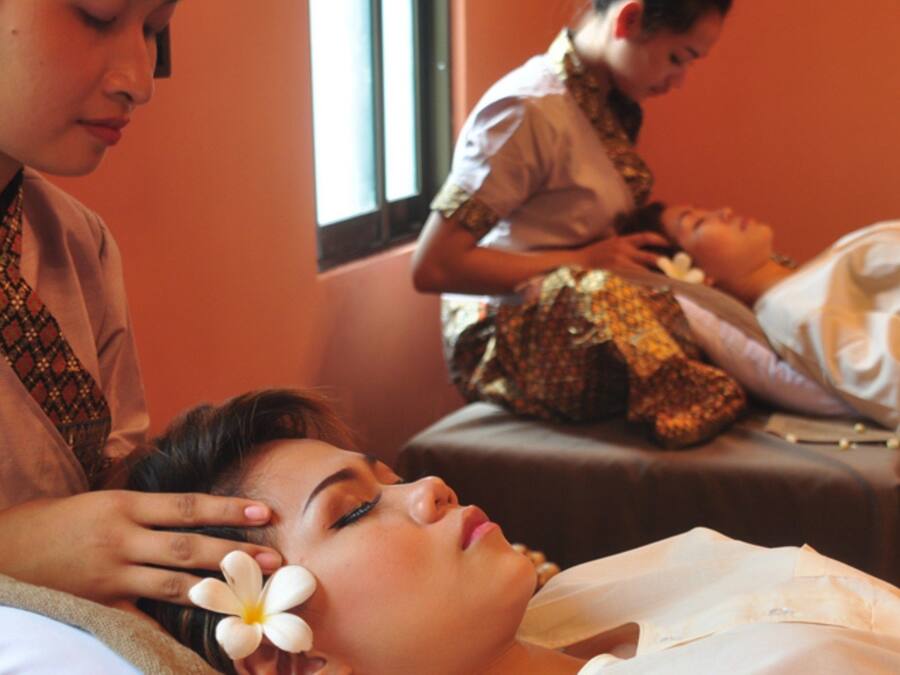 Aromatherapie, Thai-Massagen, Massageanwendungen