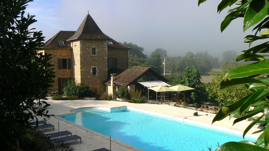 Hotel La Bastie D Urfe