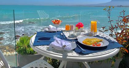 185 on Beach Boutique Suites and Apartments