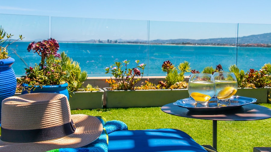 185 on Beach Boutique Suites and Apartments