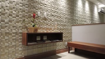 Daily cooked-to-order breakfast (BRL 17.90 per person)