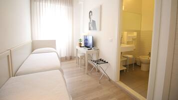 Habitación individual Confort | Sábanas de algodón egipcio y ropa de cama de alta calidad