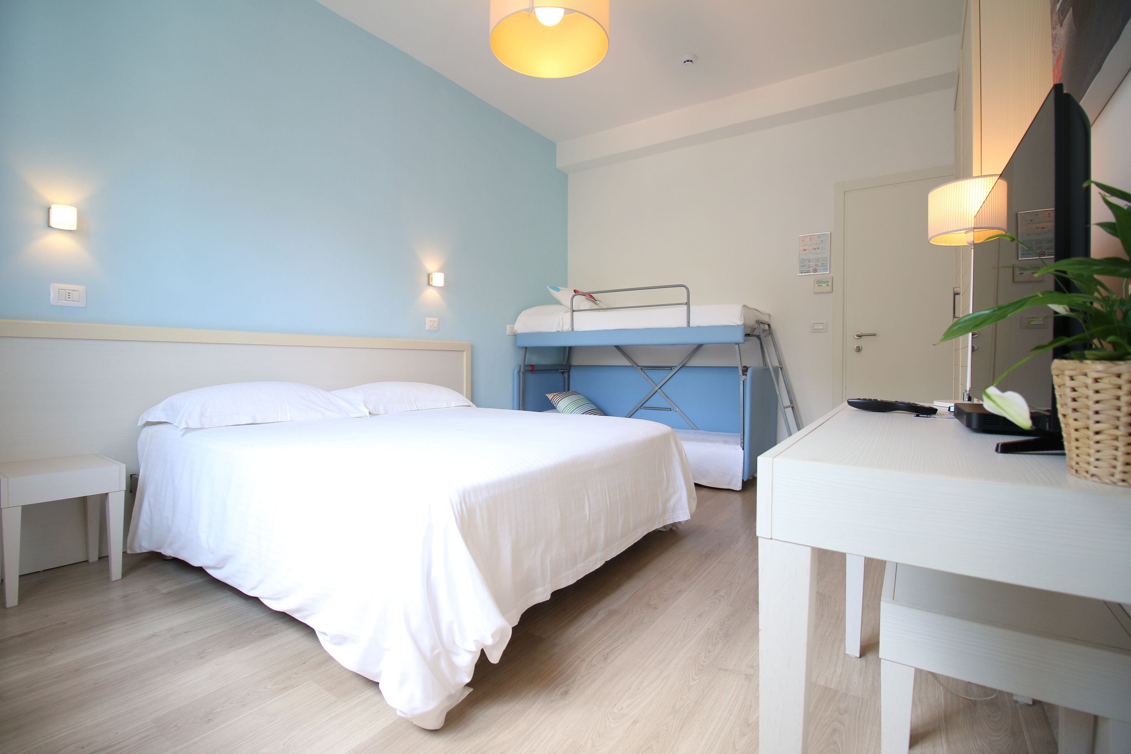 Chambre Quadruple Confort