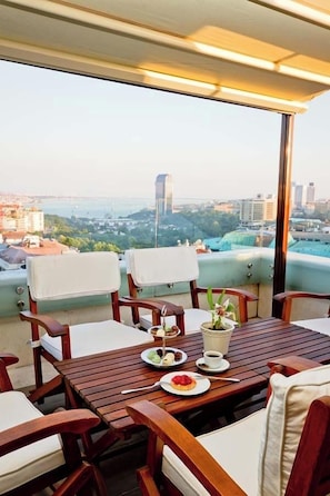 View from property - Cheya Residences Nisantasi Deluxe (Istanbul)