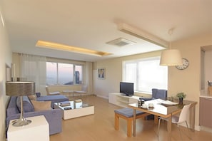 Apartment, 2 Bedrooms, Sea View (Bosphorus) | In-room safe, desk, soundproofing, iron/ironing board - Cheya Residences Nisantasi Deluxe (Istanbul)