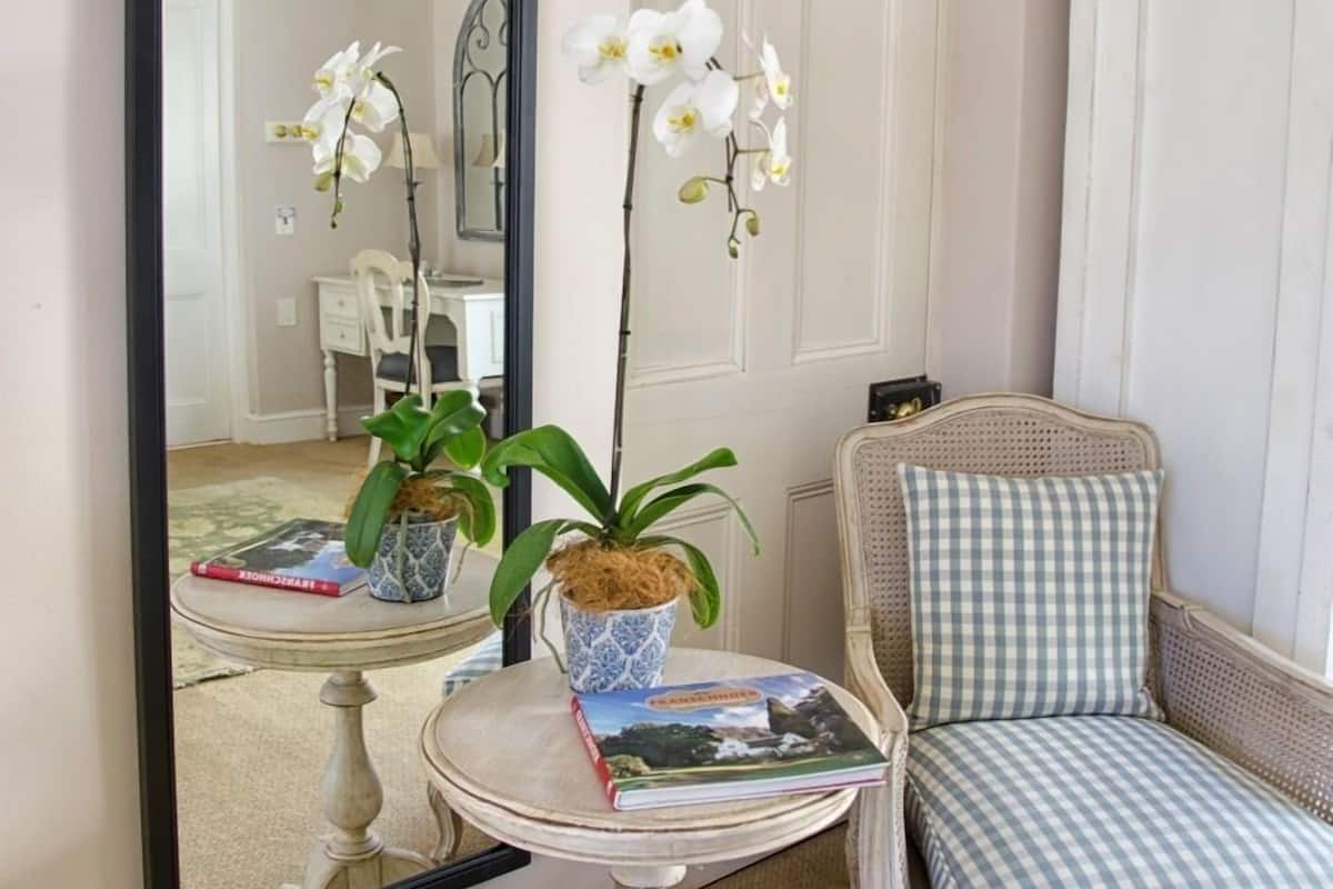 Ropa de cama de alta calidad y minibar