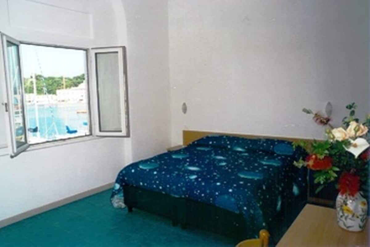 Desk, soundproofing, iron/ironing board (on request), rollaway beds