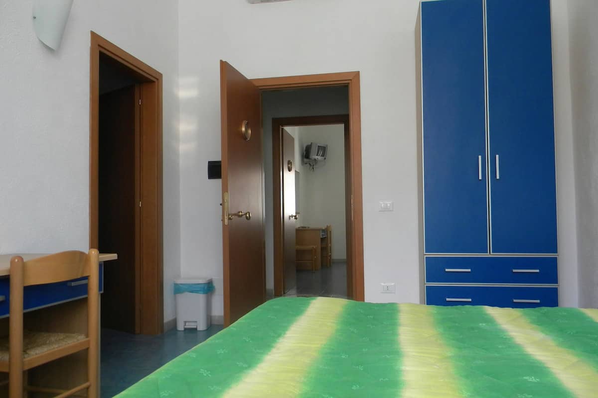 Desk, soundproofing, iron/ironing board (on request), rollaway beds