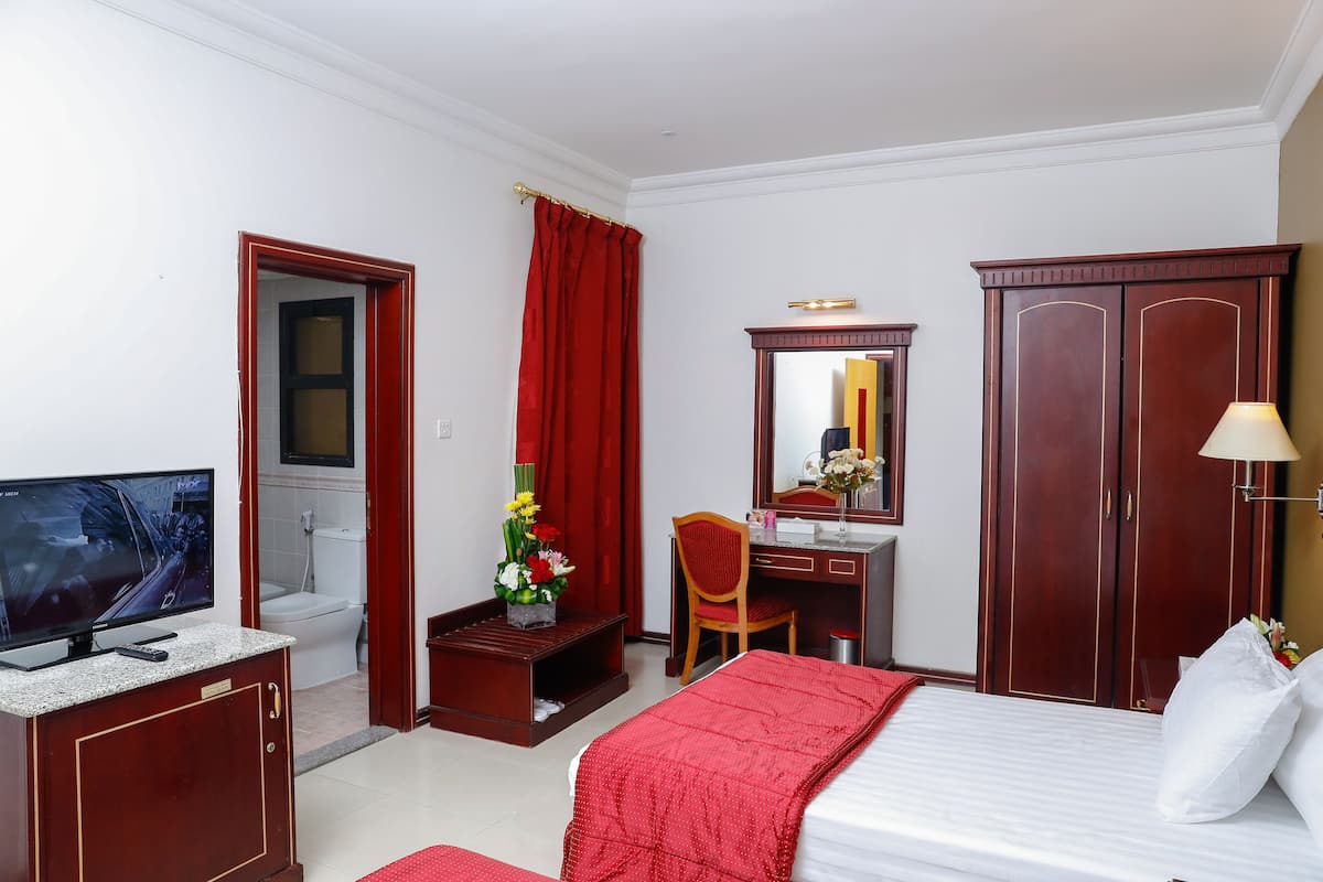 Presidential Suite | 1 bedroom, in-room safe, desk, iron/ironing board