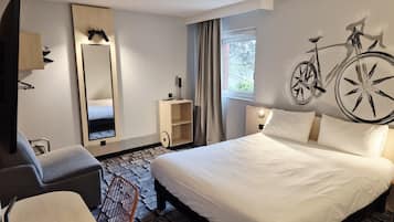 Quarto triplo | Escrivaninha, Wi-Fi de cortesia, roupa de cama