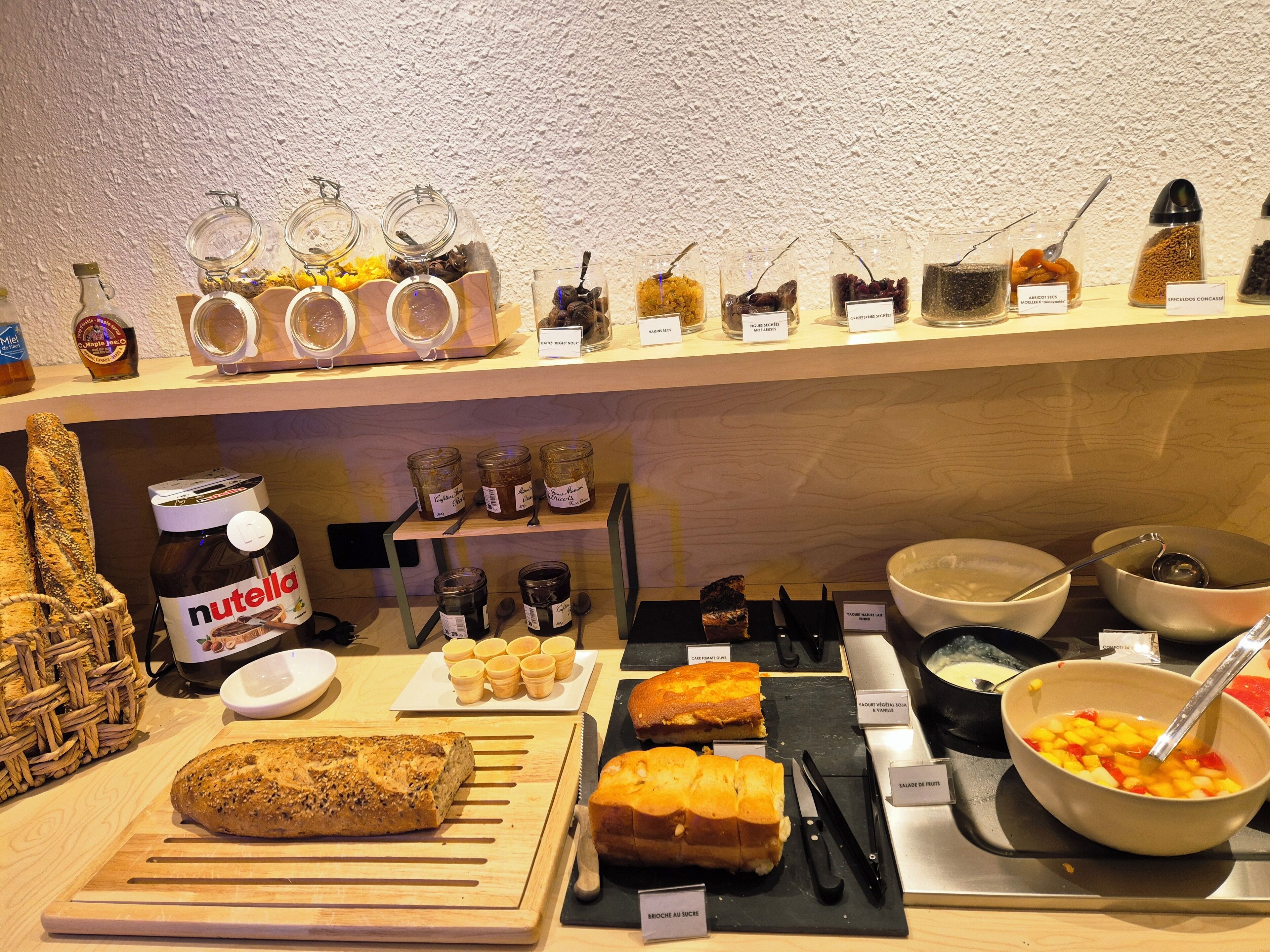 daily buffet breakfast (eur 11 per person)