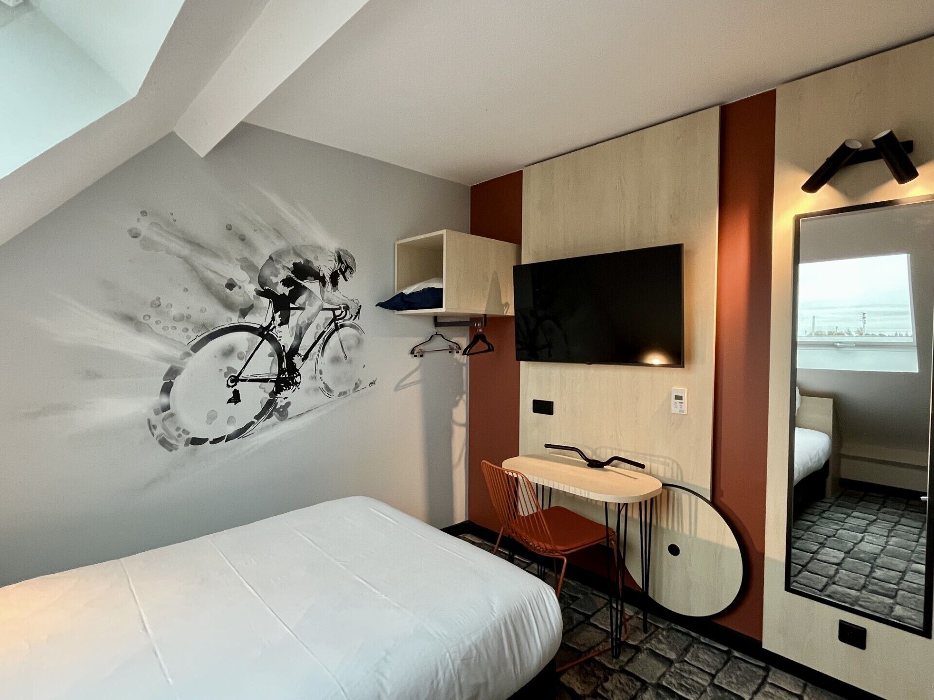 standard single room, 1 single bed, non smoking | desk, free wifi, bed sheets