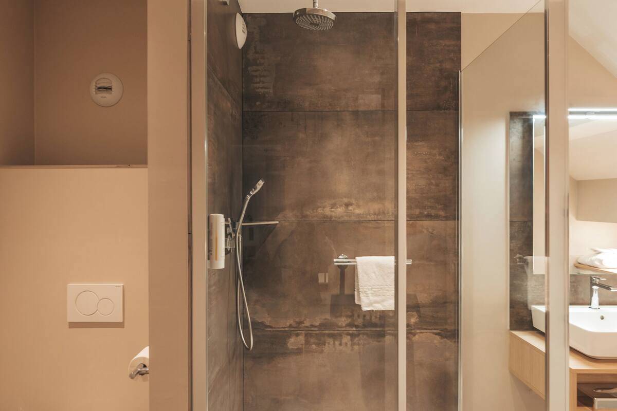 bathrobes, slippers, towels