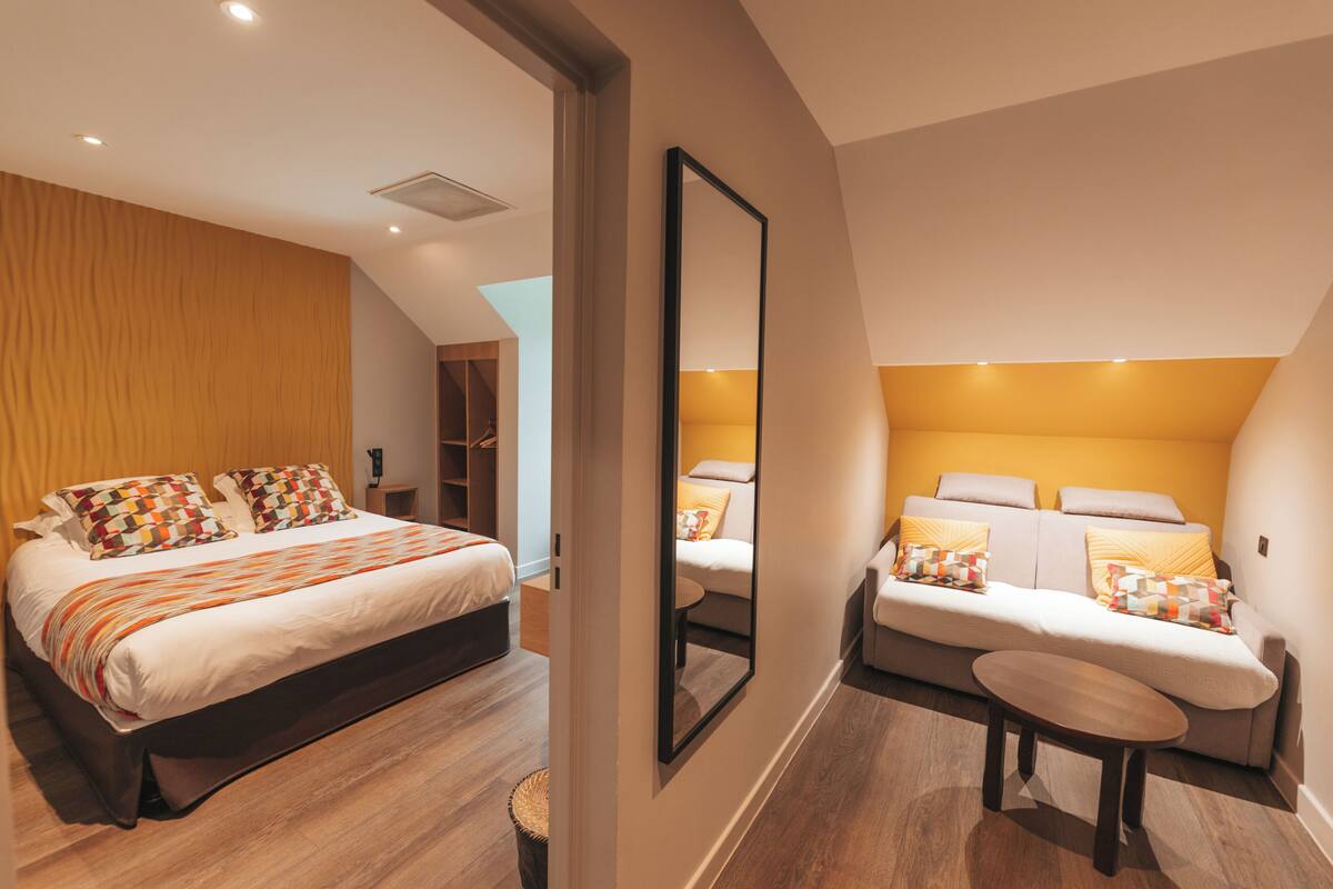 superior quadruple room | 1 bedroom, minibar, free wifi, bed sheets