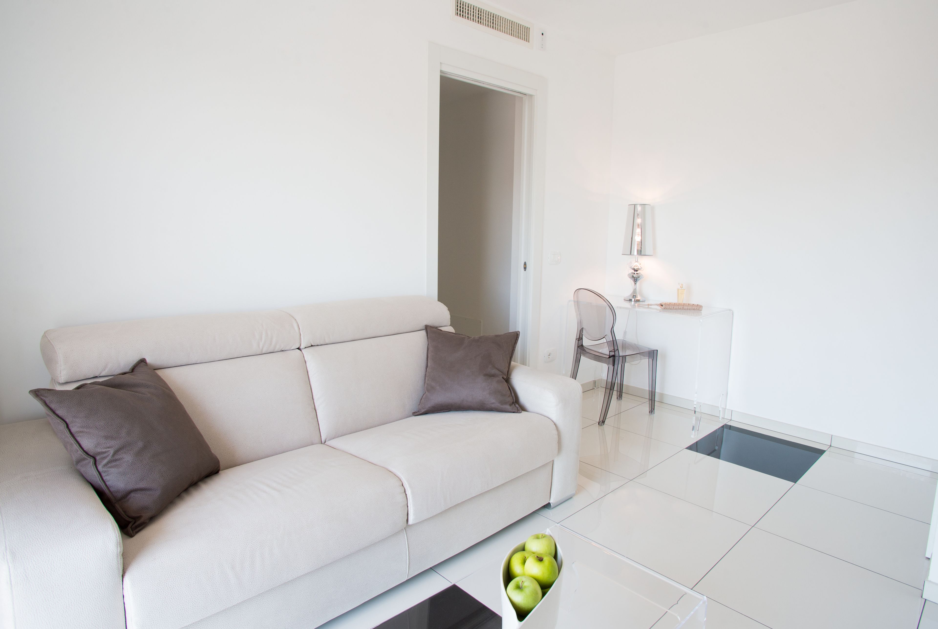 panoramic suite, 1 bedroom, ocean view | select comfort beds, minibar, in-room safe, desk