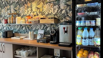 Daily buffet breakfast (EUR 9 per person)
