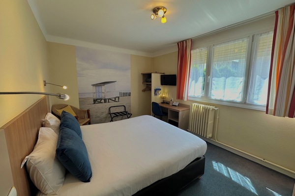 Desk, iron/ironing board, free WiFi, bed sheets