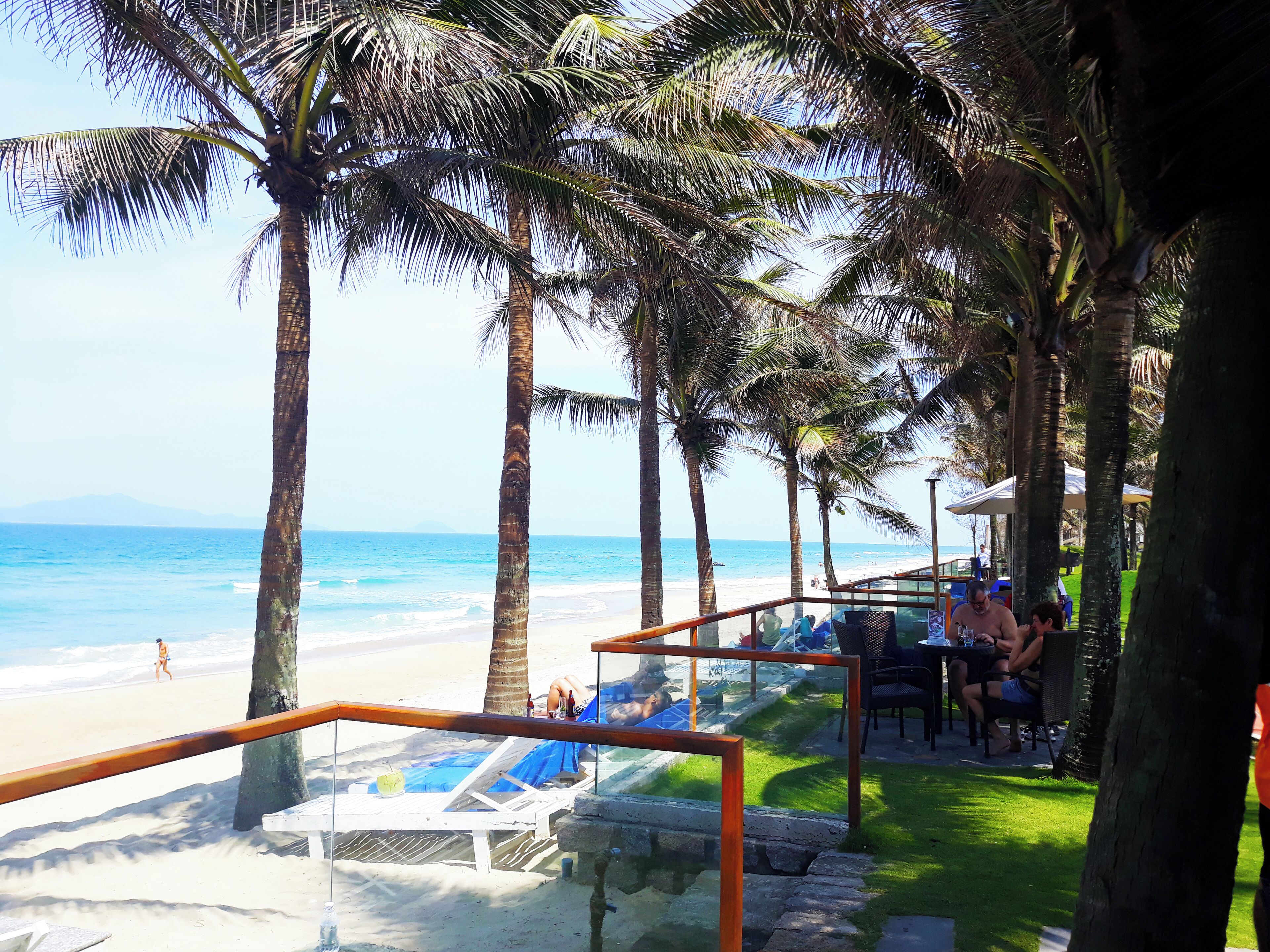 Private beach, sun loungers, beach umbrellas