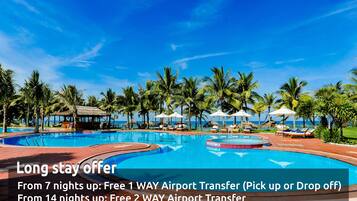 Outdoor pool, pool umbrellas, sun loungers