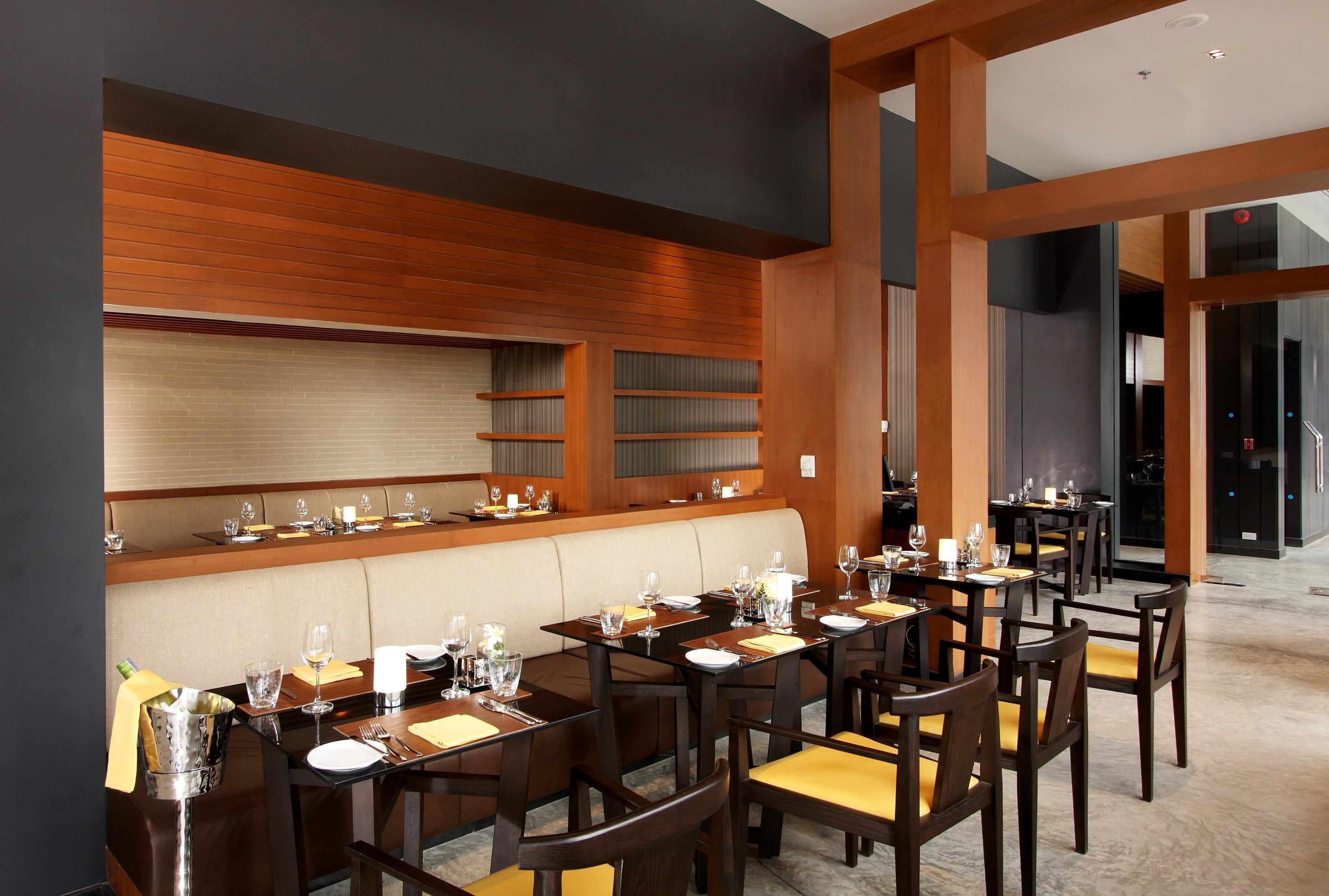 Breakfast, lunch and dinner served