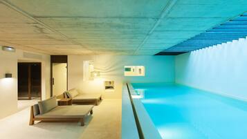 Sauna, steam room, Turkish bath/hammam, body treatments, aromatherapy
