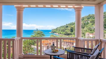 Premier Suite, 1 King Bed, Private Pool | Beach/ocean view