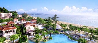 Centara Grand Beach Resort Phuket