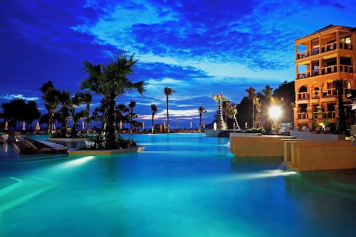 Centara Grand Beach Resort Phuket