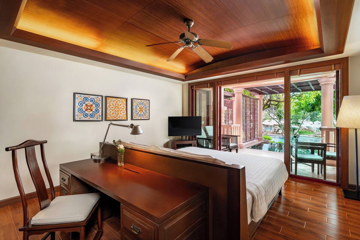Phòng Suite Deluxe, 1 giường cỡ king, hồ bơi riêng | Minibar, két bảo mật tại phòng, bàn 