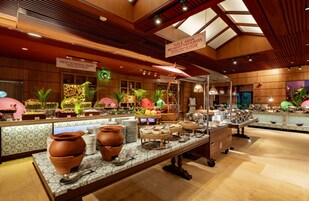 Daily buffet breakfast for a fee