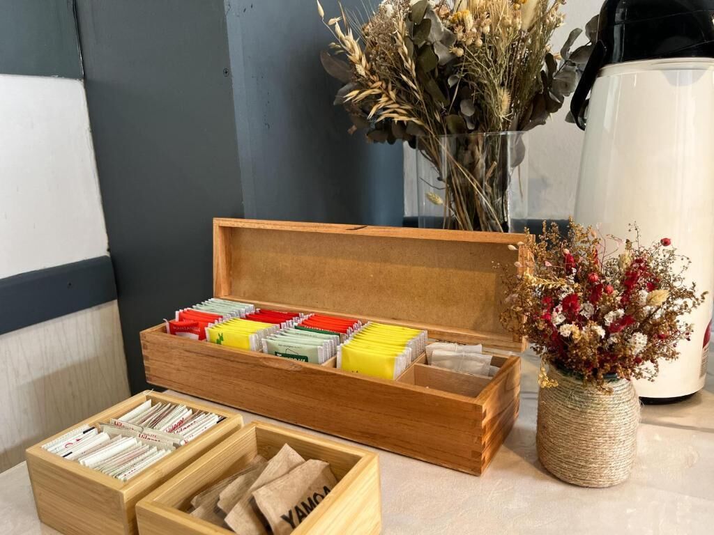 daily buffet breakfast (usd 10 per person)