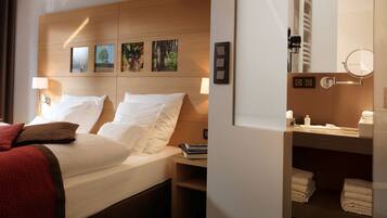 Doppelzimmer (Heimatgefühl) | Daunenbettdecken, Minibar, Zimmersafe, Schreibtisch