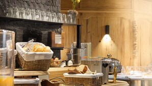 Unclassified image, 5 of 34, button - Bütgenbacher Hof Hotel Wellness Restaurant (Buetgenbach)